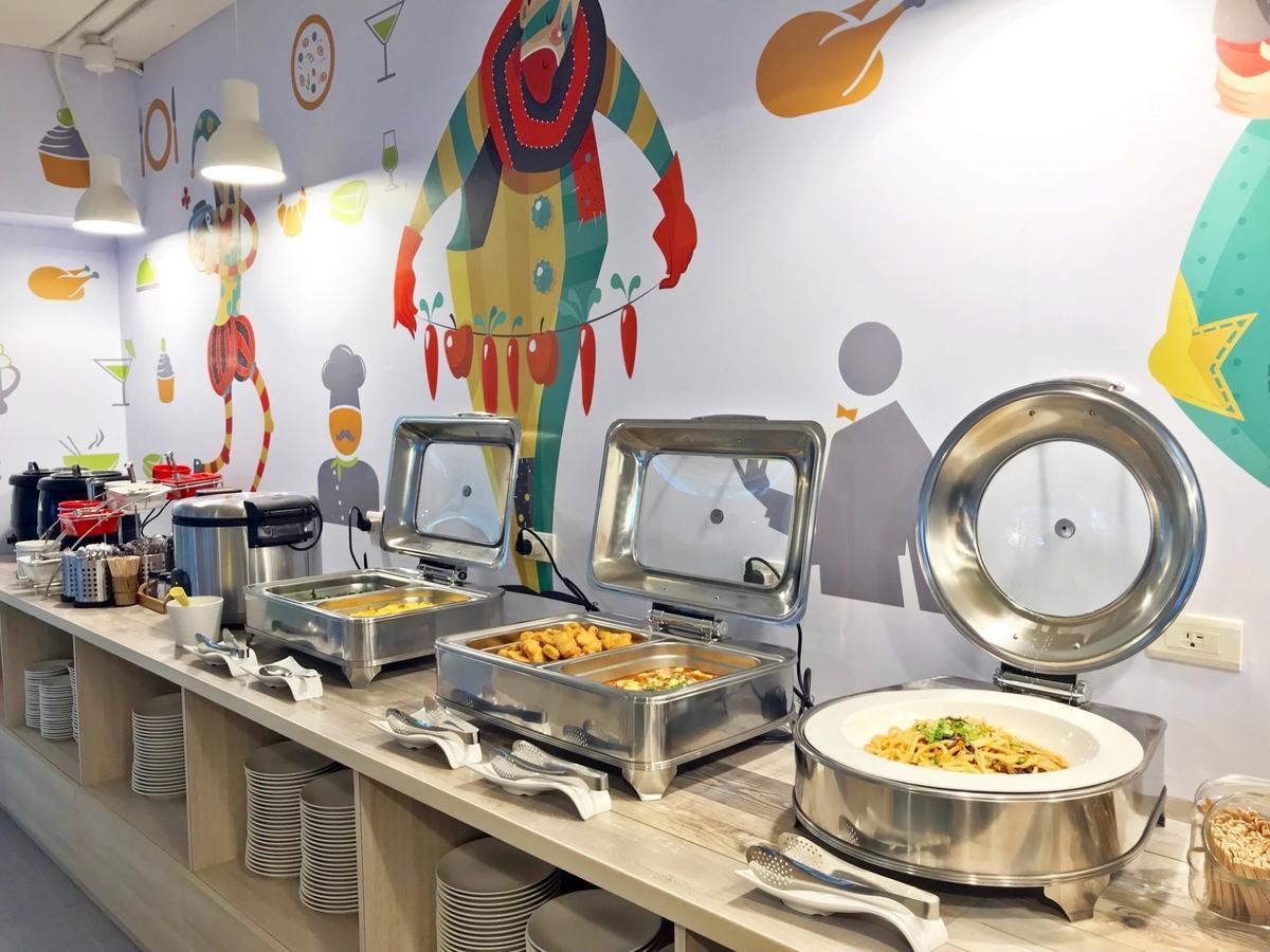 Mini Hotels Taichung Eksteriør bilde